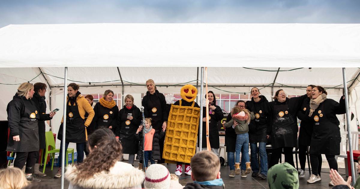 Limburgs Dorpje Elen Verpulvert Wereldrecord Met 26 200 Wafels In