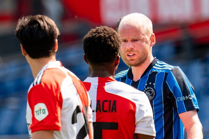 Pijnlijke Nederlaag Feyenoord In Krankzinnige Klassieker Nederlands Voetbal Gelderlander Nl