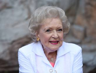 Betty White zal begraven worden in intieme kring