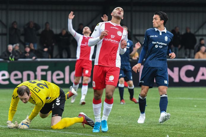 Ahmed el Azzouti van IJsselmeervogels baalt van zijn gemiste kans