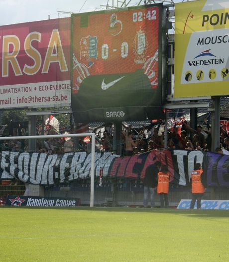 La banderole anti-Defour des supporters du Standard