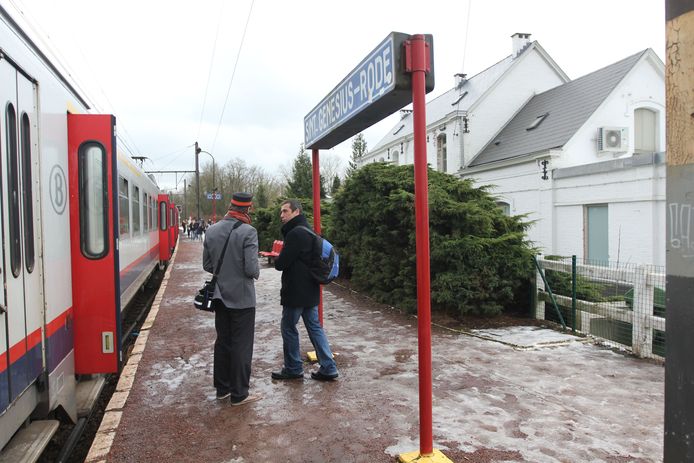 Het station in Sint-Genesius-Rode.
