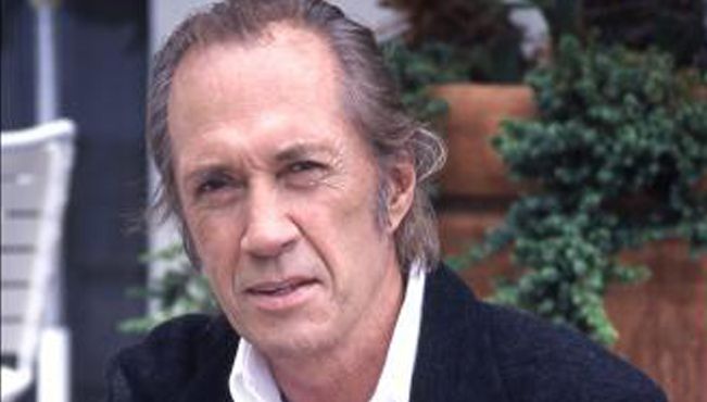 david carradine n etait pas seul quand il est mort people 7sur7 be