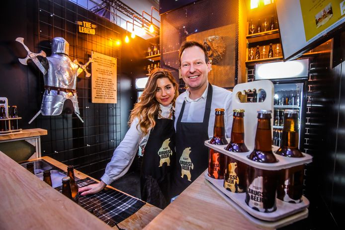 Brouwer Stéphane Kolijn en echtgenote Mirela, toen hun beer nog Brugse Beer heette