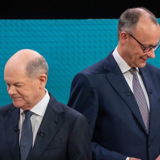 Duitse lijsttrekkers SPD  en CDU tijdens eerste debat in de clinch over samenwerking met AfD   