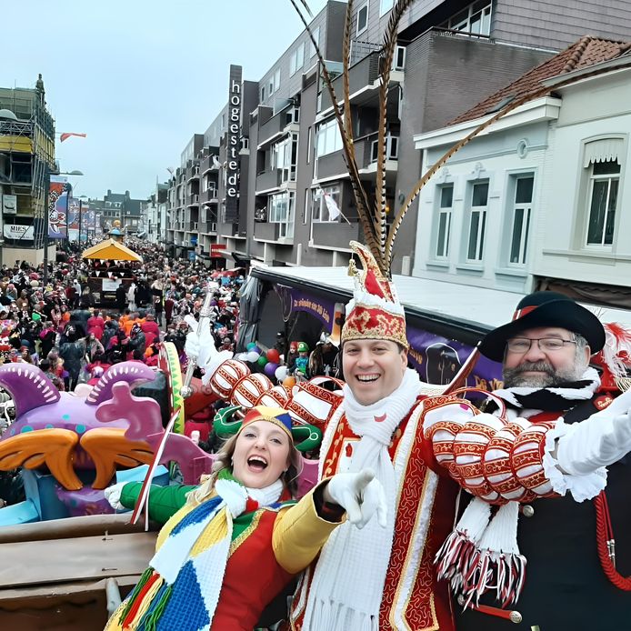 Priens Markus I en Nar Doremi beginnen aan hun laatste carnaval