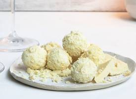 Witte truffels met groene thee