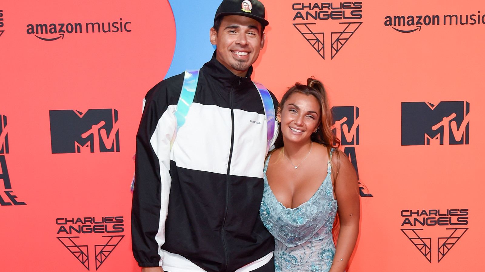 Amanda Balk opgelucht ‘Vegas en haar vader vliegen elkaar weer in armen’ Foto bd.nl