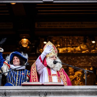 Plots duiken Zwarte Piet, Leopold II, Bart De Pauw en Kanye West samen op in advies van Vlaams milieudepartement voor leerkrachten