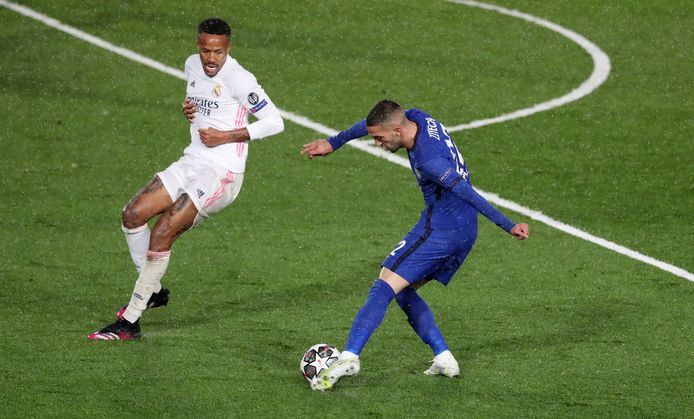 Hakim Ziyech in actie tegen Real Madrid.