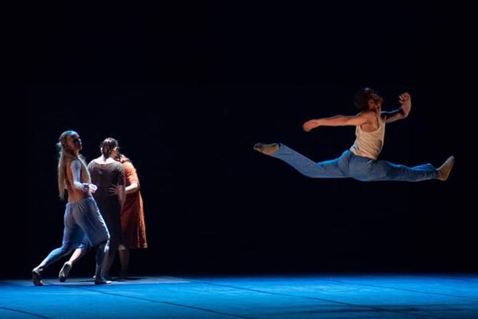 ‘Empty Floor’ van Imperfect Dancers, komen op op Wereld Alzheimer Dag naar De Schalm. Ouderen uit Veldhoven kunnen meedansen.