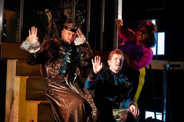 Koning Bowi van Theater Sonnevanck. Beeld Sanne Peper