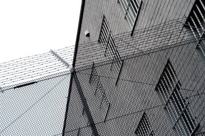 Roep om snel meer gevangenispersoneel wegens toenemend geweld