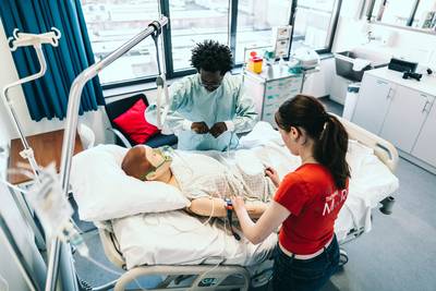 Verpleegkundestudenten eisen structurele onkostenvergoeding: “Verlies studenten door gebrek aan financiële steun zou spijtig zijn”