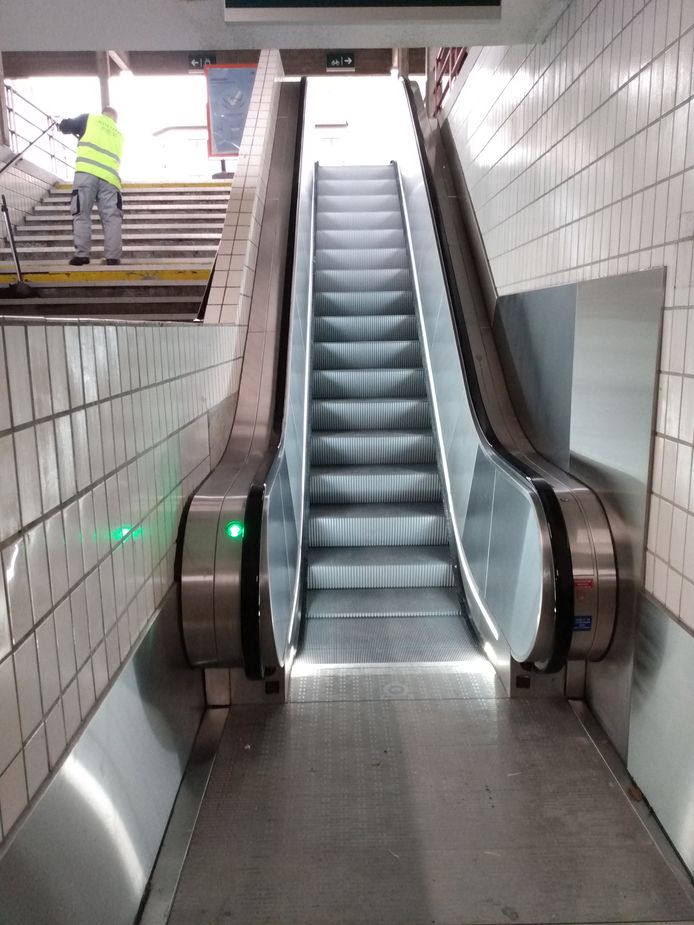 Zottegem: De nieuwe roltrappen werden donderdagnamiddag in dienst genomen.