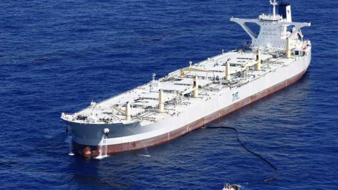 Dode bij ontploffing op olietanker nabij Hongkong