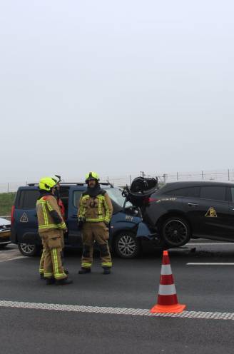 E19 richting Nederland opnieuw vrij na zwaar ongeval in staart van file: vrouw kritiek