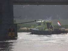 Maas bereikt in Brabant hoogste punt ooit, evacuatie niet nodig, dijkbewaking ingesteld
