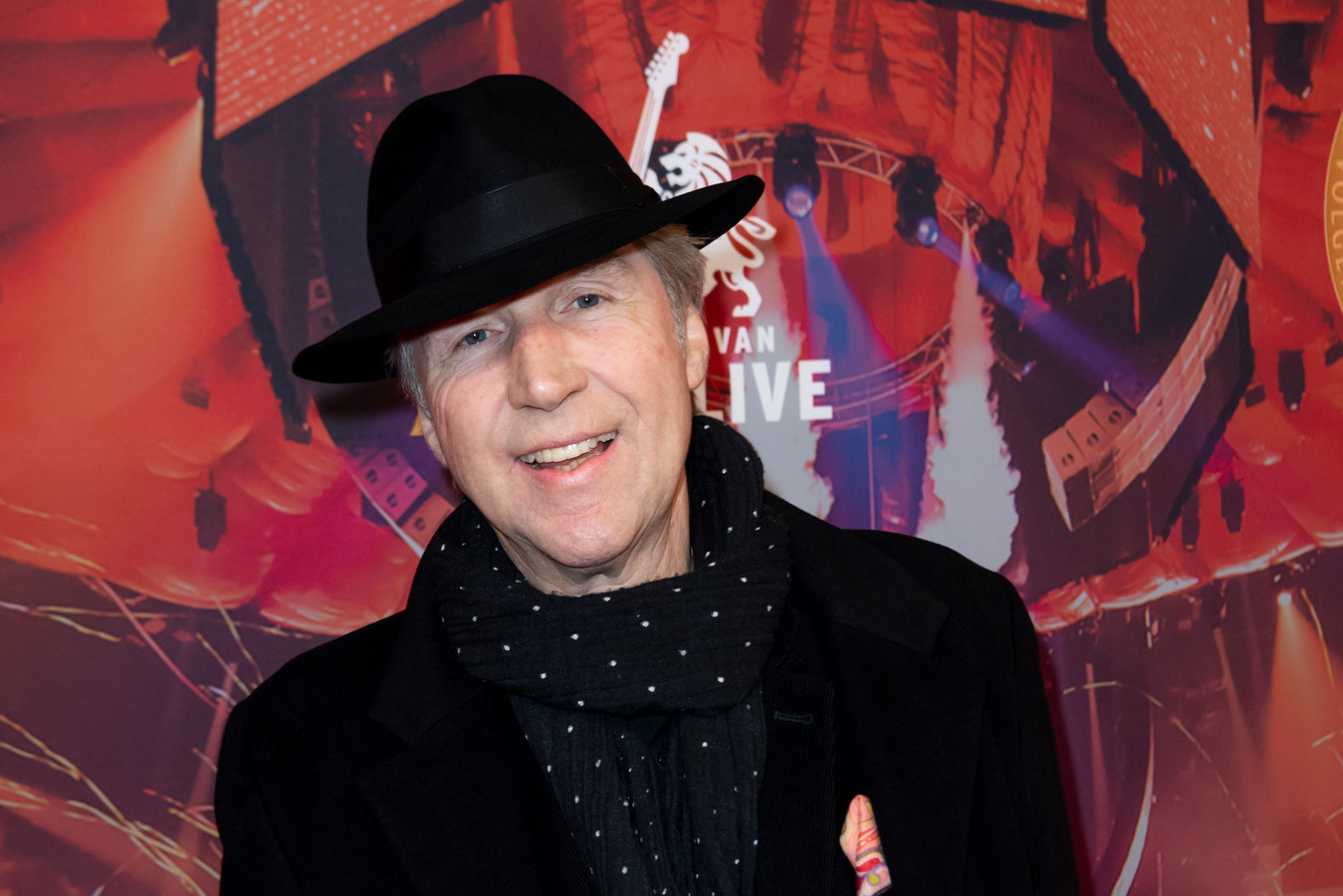 INTERVIEW. Hoe gaat het nog met zanger Frank Boeijen? “Marco Borsato heb ik regelmatig