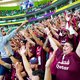 Qatar vliegt nepfans in om te zingen en juichen voor hun nationale ploeg, ontdekt The New York Times