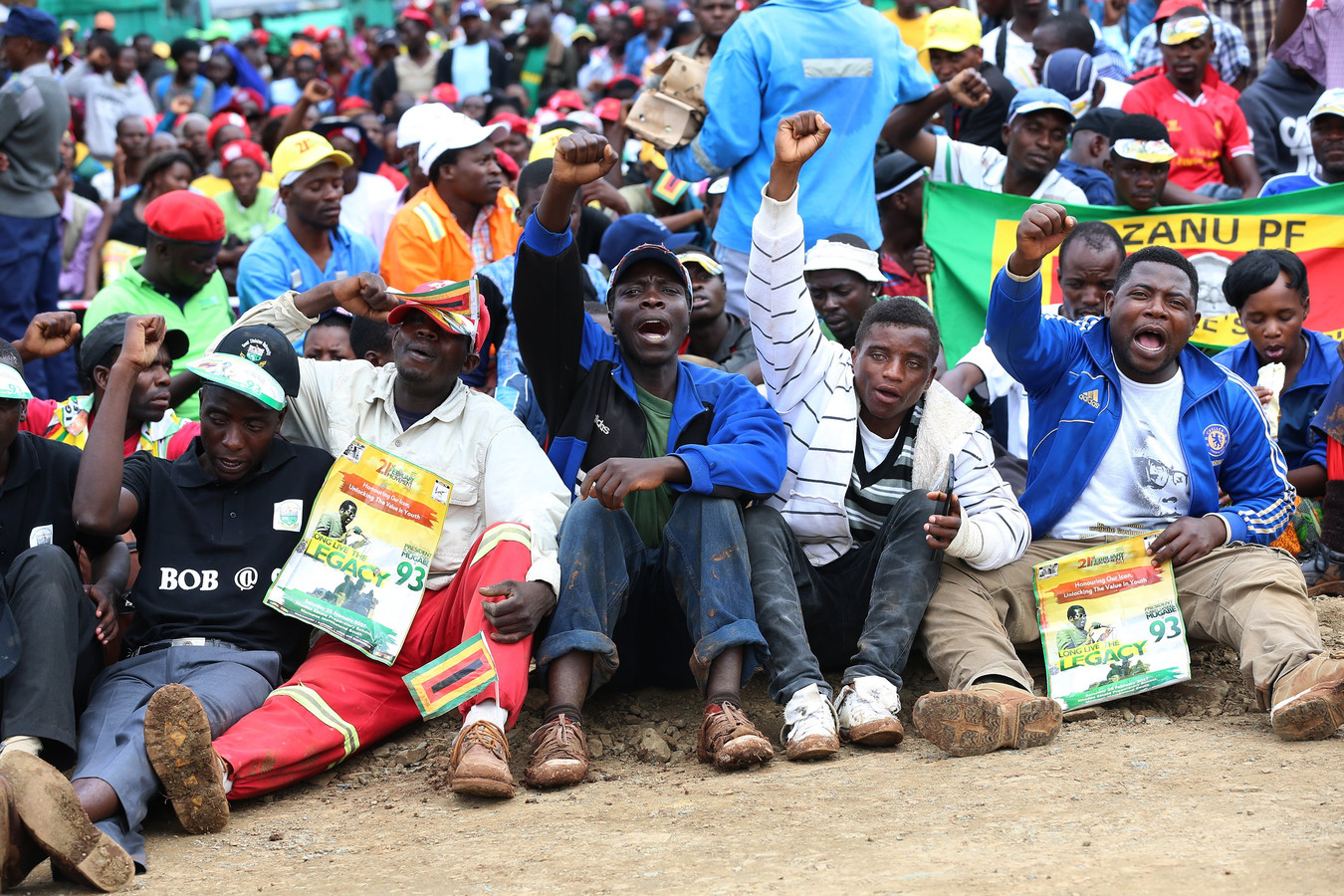 Verjaardag Mugabe kost noodlijdend Zimbabwe 1,9 miljoen euro Foto AD.nl