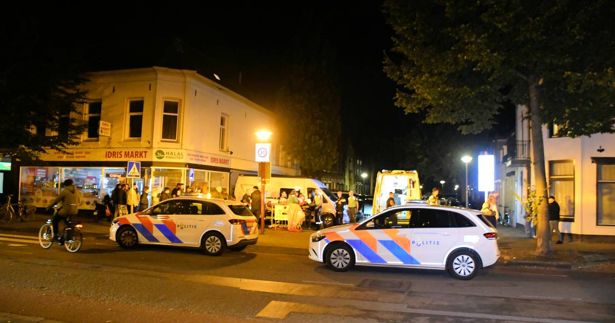 Voetganger aangereden op de Scheldestraat in Vlissingen, automobilist aangehouden.