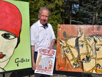 Kunstmarkt in en rond de kerk van Smeermaas