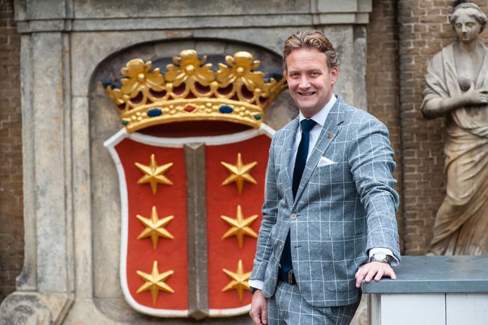 Pieter Verhoeve, voorzitter van de Koninklijke Bond van Oranjeverenigingen en burgemeester van Gouda.