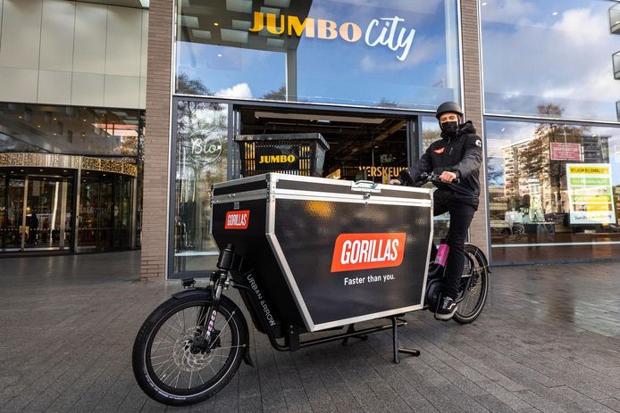 Flitsbezorger Gorillas en supermarktketen Jumbo werken sinds deze week samen in Nijmegen.