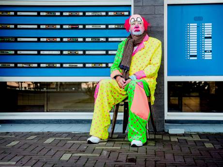 Auto op dak takelen of in hongerstaking? ‘Organisaties zijn soms zó autoritair, dat werkt als een rode lap’