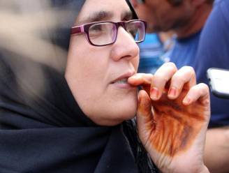 Moeder terrorist kan het niet geloven: "Iemand maakte ze gek"