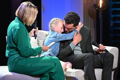 KIJK. Vrouw Ellen en dochtertje Fleur zorgen met pakkende brief voor tranen bij afscheidnemende Greg Van Avermaet
