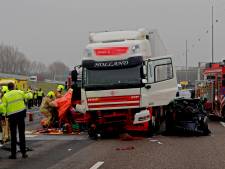Whatsappende vrachtwagenchauffeur op A16 bij Ridderkerk kostte automobilist het leven