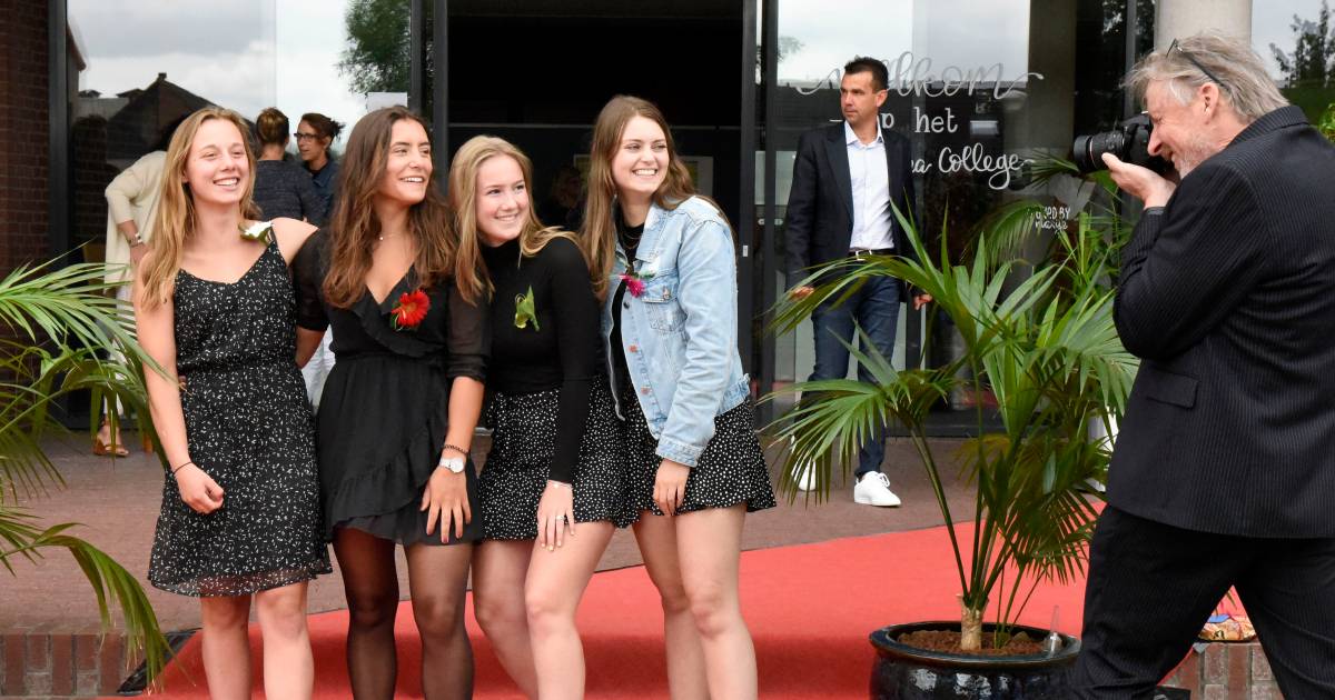 Zo hield het Minkema College een diploma uitreiking in stijl