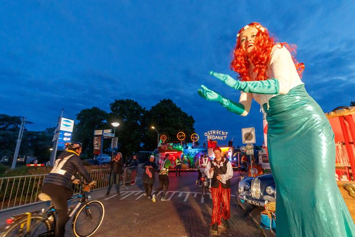 De doorkomst van de Roparun in 2019. Een hartverwarmend welkom in Ossendrecht.