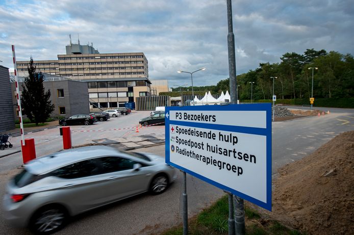Ter illustratie: de Huisartsenpost bij het Gelre Ziekenhuis in Apeldoorn, aangeduid als Spoedpost huisartsen.