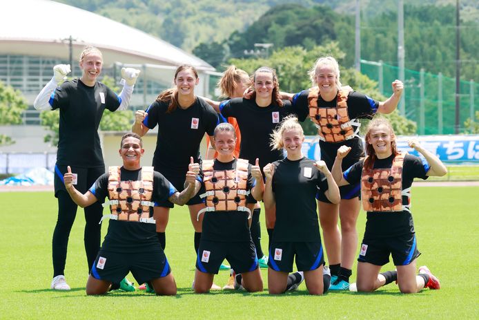 De Leeuwinnen tijdens een training in Tokio.