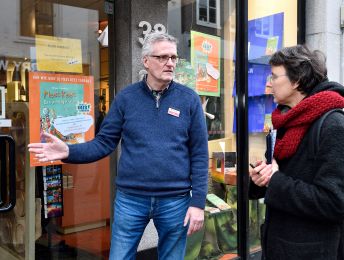 Openstaande winkeldeuren in binnenstad van Amersfoort: moet dat worden aangepakt?