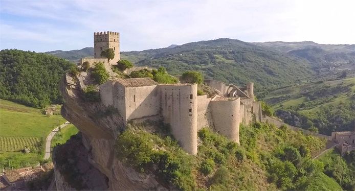 Het Castello di Roccascalegna