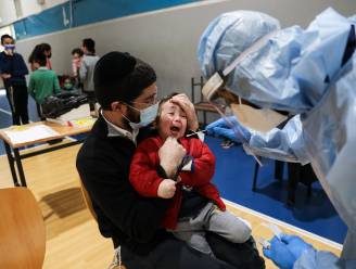 Israël is wereldleider vaccinatie, maar moet toch strengere lockdown invoeren. Hoe komt dat?