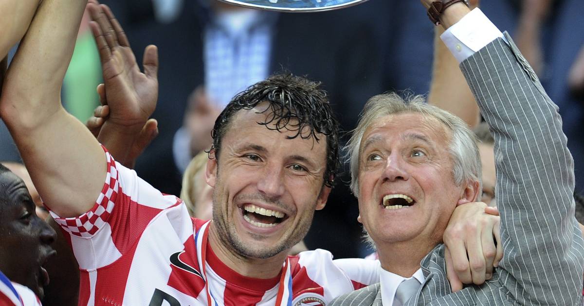 PSV en Ajax spelen eind juli in strijd om Johan Cruijff ...