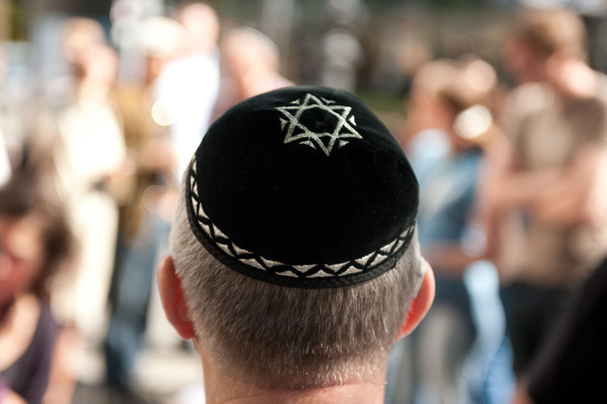 In Duitsland is een debat over antisemitisme opgelaaid, nadat vorige week een 21-jarige Israëli in Berlijn op straat werd belaagd. Beeld EPA