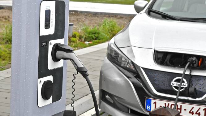 Dessel plant zes nieuwe publieke laadpalen