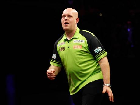 Michael van Gerwen in kwartfinales onderuit, Peter Wright de grote winnaar in Tsjechië