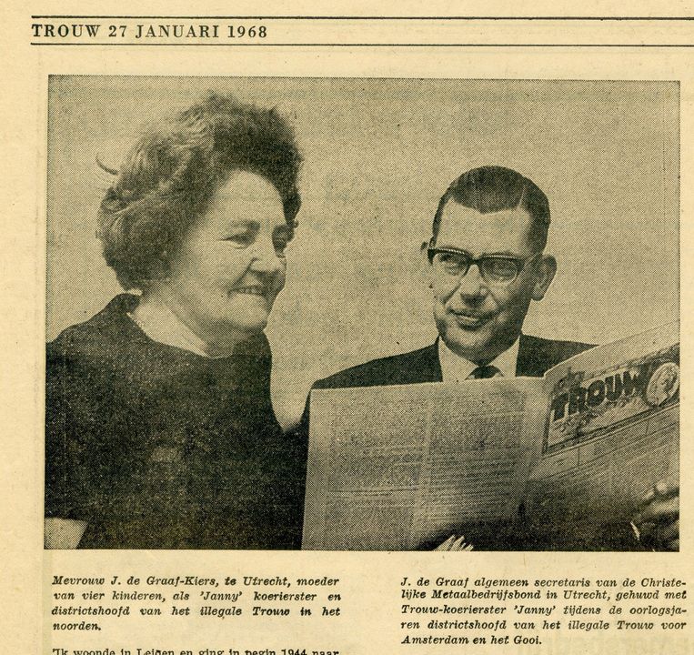 Verzetsechtpaar Janny Kiers-De Graaff en Jaap de Graaf, in de krant van 27 januari 1968. Beeld Knipsel Anne de Graaf