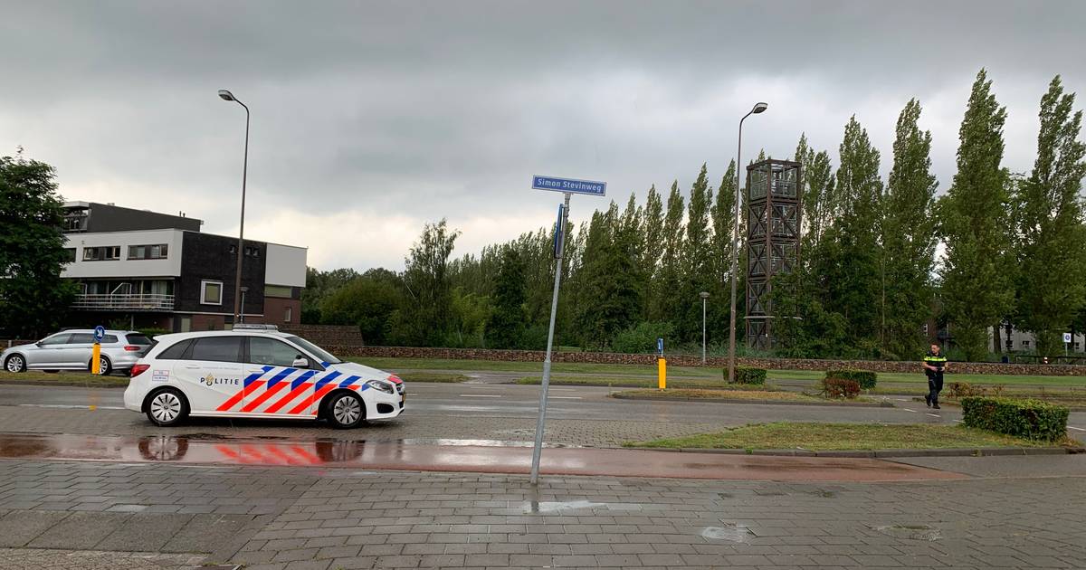 Weer doorrijder in Den Bosch, man in elektrische rolstoel aangereden en achtergelaten.