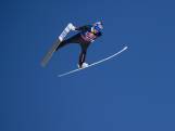 Schansspringer zweeft naar nieuw wereldrecord van 291 meter