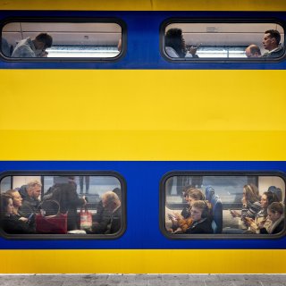 No trains between Schiphol and Leiden due to stranded train