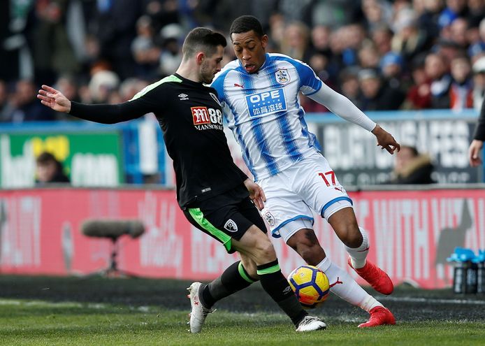 Rajiv van La Parra in actie tegen Bournemouth.