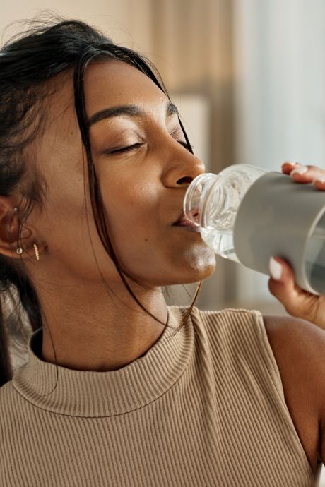 Water drinken helpt om gewicht te verliezen, klopt dat of is het een fabel?
